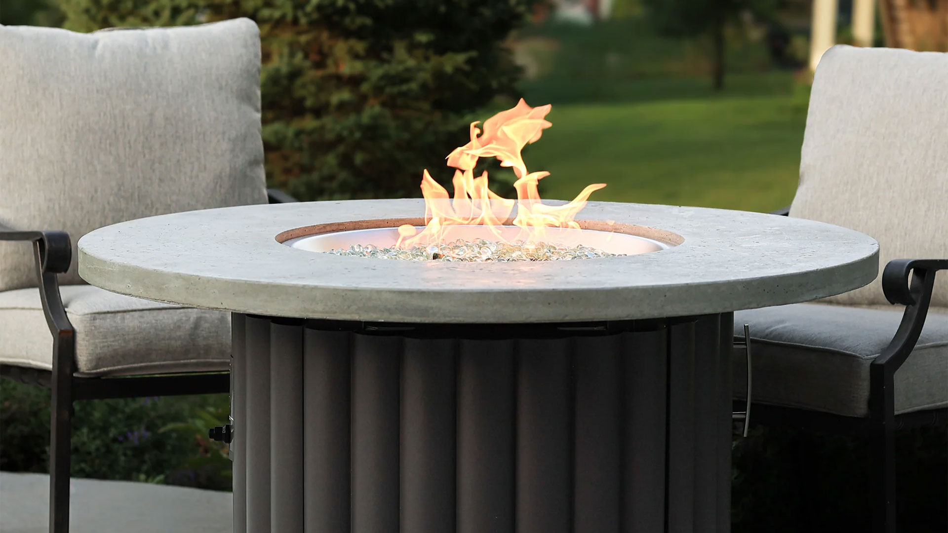 Outdoor Great Room Reverie Firepit